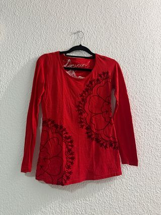Camiseta Desigual Roja Manga Larga