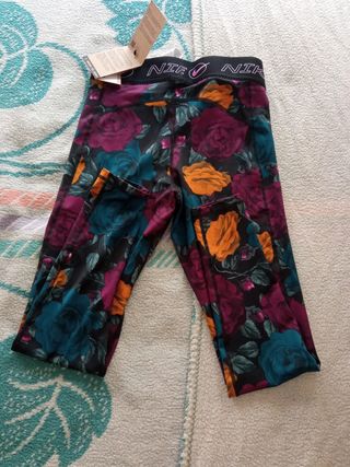 Leggings Nike Mujer Talla M con etiqueta 