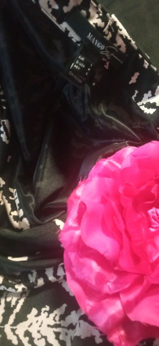 Vestido negro y blanco para evento