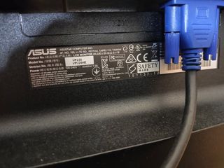 Monitor Asus 21.4 vp228he