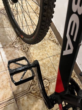 Bicicleta Orbea MTB Roja y Negra