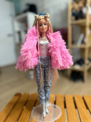 Lote 8 Barbies Extra