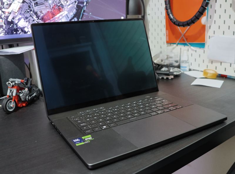 Portátil ASUS ROG Zephyrus G16 Intel Core Ultra 7 afbeelding 4