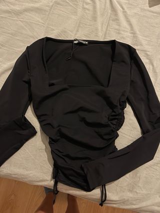 Camisola Zara preta, nunca usada