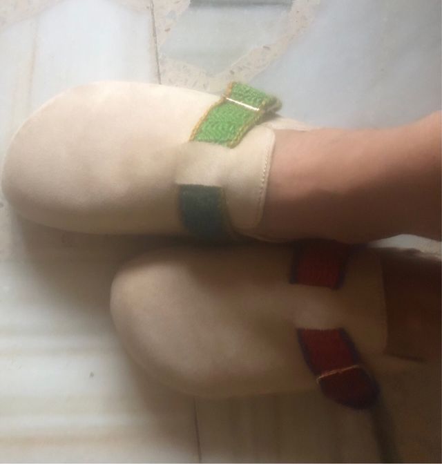 Zuecos Primark Beige Crochet