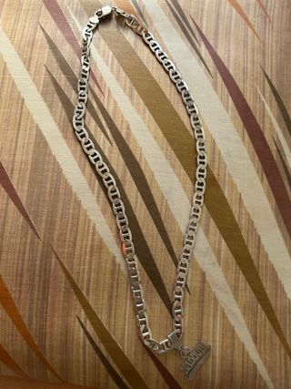 Cadena de plata con colgante