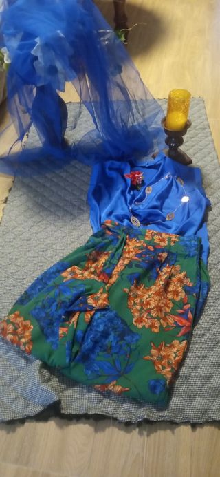 Conjunto pantalón pata ancha y blusa satén