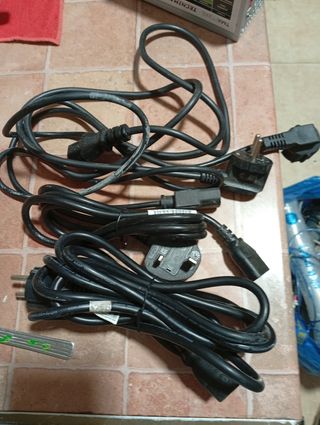 2 Switches de Red Huawei y TP-Link