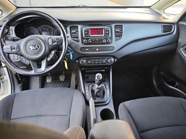 KIA Carens 1.6i 136CV, año 2015. Etiqueta C