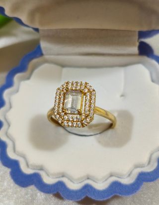 Anillo Princess de oro amarillo macizo de 18k