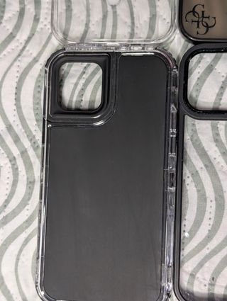 FUNDAS GUESS IPHONE 12 / 12 PRO