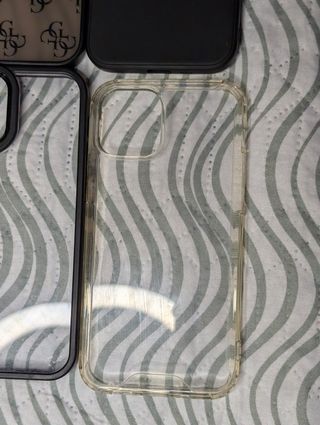 FUNDAS GUESS IPHONE 12 / 12 PRO