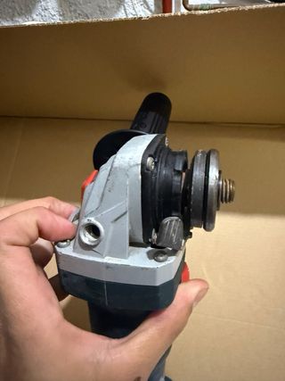 Radial Bosch GWS 18V-7 Profesional