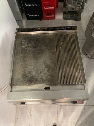 Plancha de gas Zanussi profesional