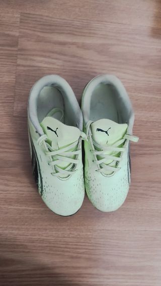 Botas de fútbol PUMA para niños