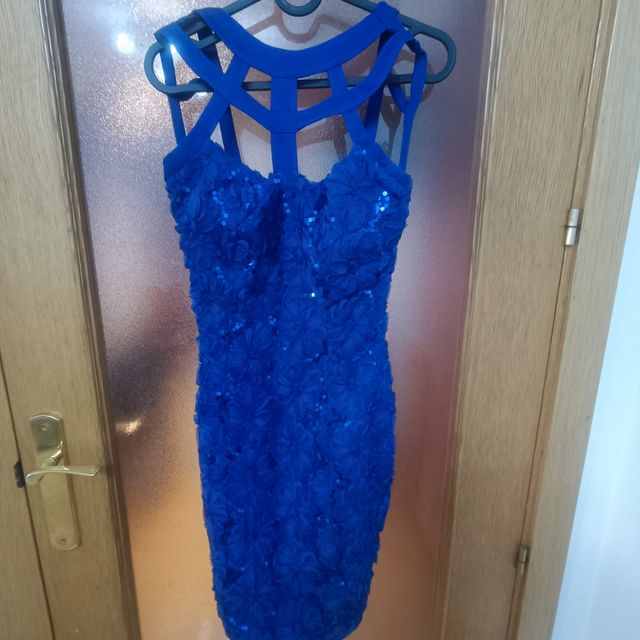 Vestido azul corto con escote halter