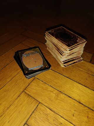 160 Carte Yu-Gi-Oh! e 24 carte di Magic: The Gathe