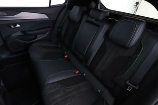 Peugeot 408 1.2 Mild-Hybrid GT HYBRID eDCS6