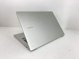 pc portatil samsung galaxy book go