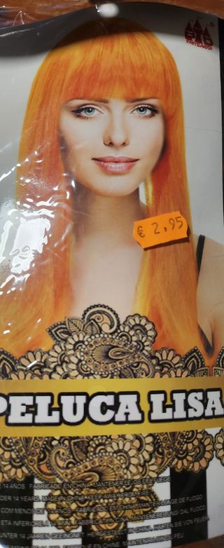 Tres Pelucas  Naranjas, corta, Lisa y ondulada. 