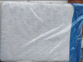 Colchón de matrimonio