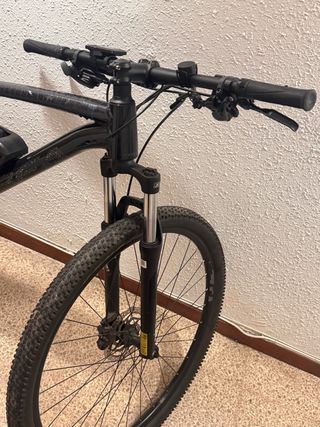 Bicicleta Eléctrica Negra