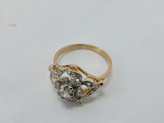 anillo oro 18k con piedra con diamante
