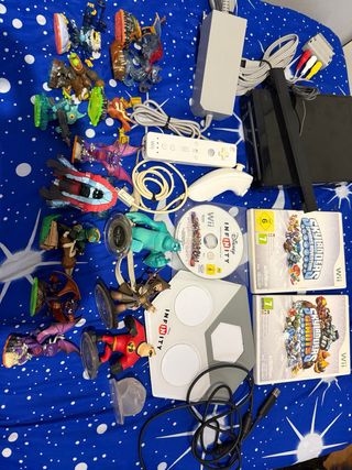 Consola Wii + Skylanders y Disney Infinity