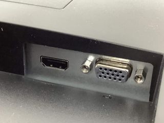 monitor led hp p24v g5