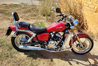 Leonart Regal Raptor 125cc (2011)