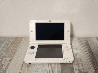 Nintendo 3DS XL Blanca