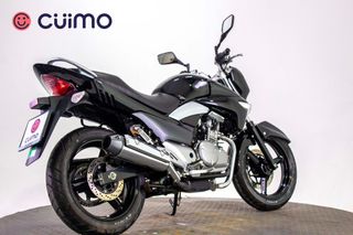 SUZUKI INAZUMA 250