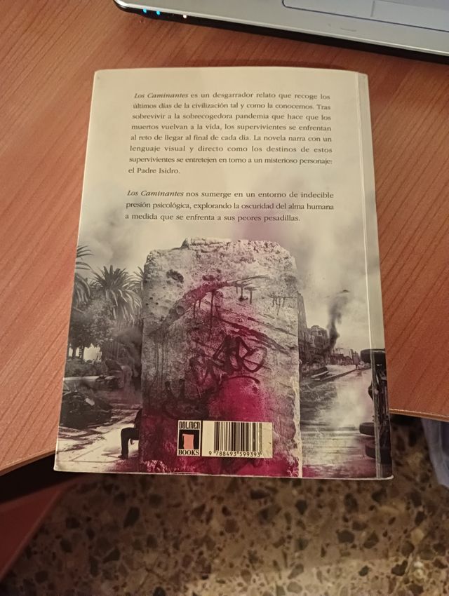 LIBRO LOS CAMINANTES TERROR