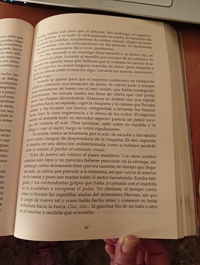 LIBRO LOS CAMINANTES TERROR