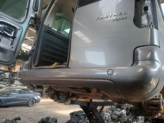 PARAGOLPES TRASERO PEUGEOT PARTNER TEPEE