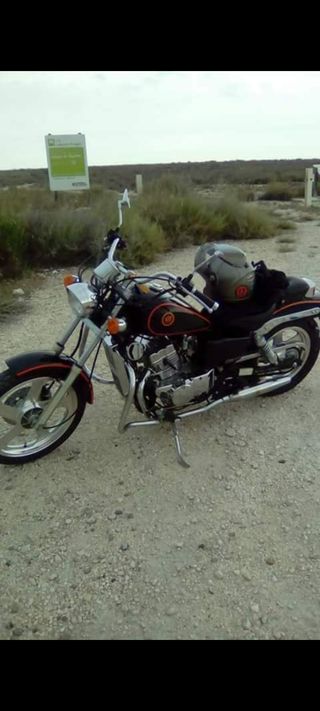 Moto Leonart Daytona
