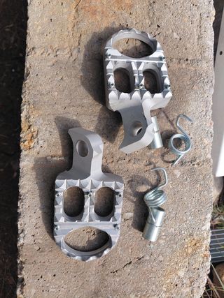 Estriberas Enduro Aluminio