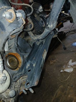 BRAZO SUSPENSION DELANTERO DERECHO SEAT ARONA (KJ)