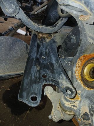 BRAZO SUSPENSION DELANTERO IZQUIERDO SEAT ARONA (KJ)