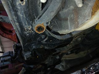 BRAZO SUSPENSION DELANTERO IZQUIERDO SEAT ARONA (KJ)