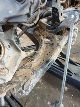 BRAZO SUSPENSION DELANTERO DERECHO VOLKSWAGEN T-ROC (A11)
