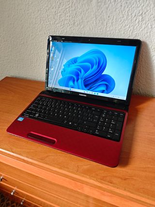 Portátil Toshiba I5 16GB 500GB 15"