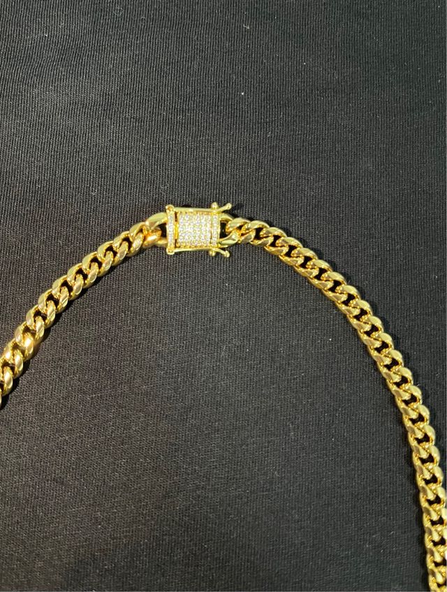 Cadena Cubana Chapada en Oro