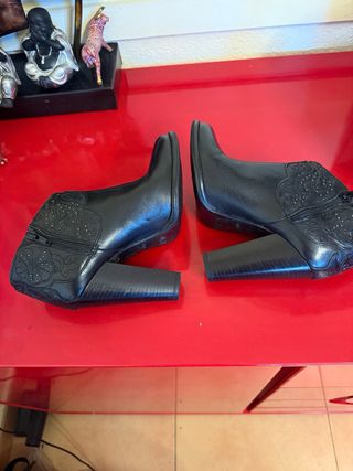 Botas Diesel Talla 36 Piel Negra