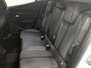 Peugeot 2008 BlueHDI 81kW (110CV) Allure Pack