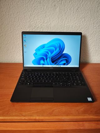 DELL i5 32GB 516GB SSD 15" Full HD