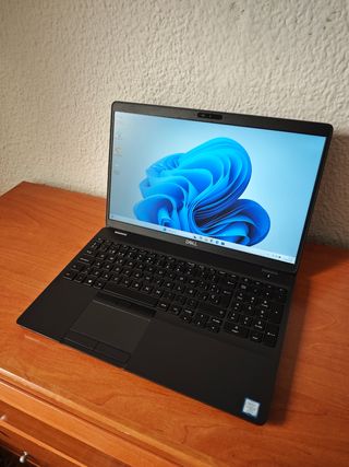 DELL i5 32GB 516GB SSD 15" Full HD