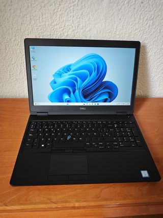 DELL i5 16GB 516GB SSD 15" Full HD