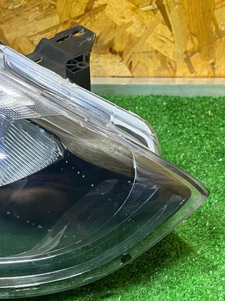 Faro Derecho Renault Clio