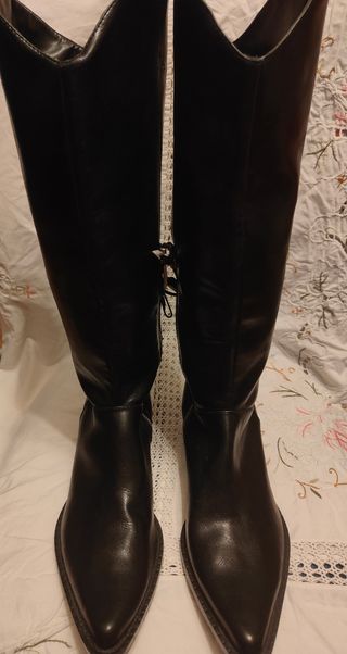 Botas Zara Talla 38 Nuevas en Urgel 